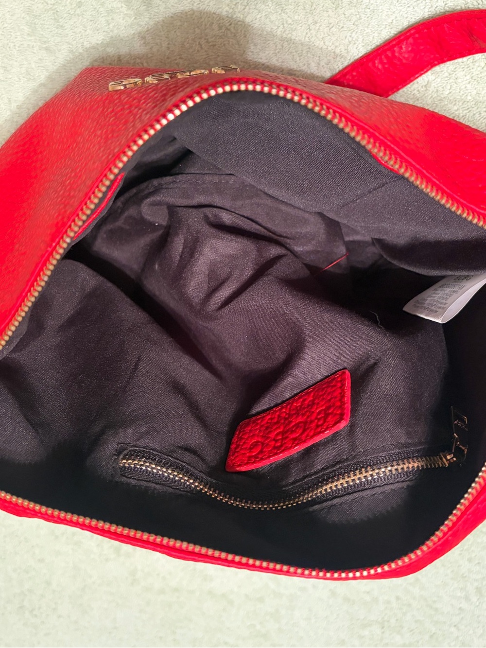 BCBG Paris Red Crossbody Bag & Black Tie Wallet Clutch Bundle - Picture 11 of 16